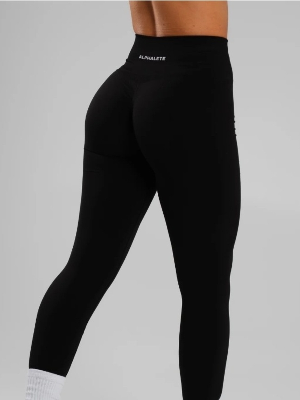 Alphalete Amplify Black High-Waisted Sculpting Leggings